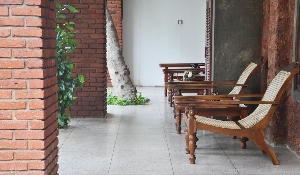 Lanka Bangla Inn Villas Restaurant & Travels Katunayaka Esterno foto