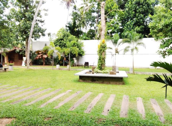 Lanka Bangla Inn Villas Restaurant & Travels Katunayaka Esterno foto