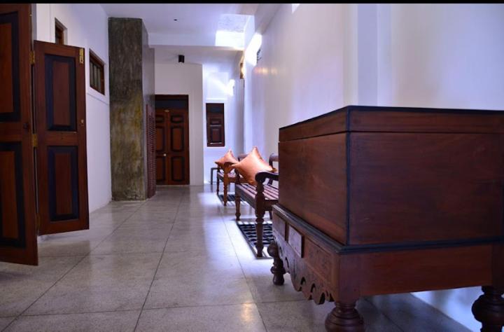 Lanka Bangla Inn Villas Restaurant & Travels Katunayaka Esterno foto