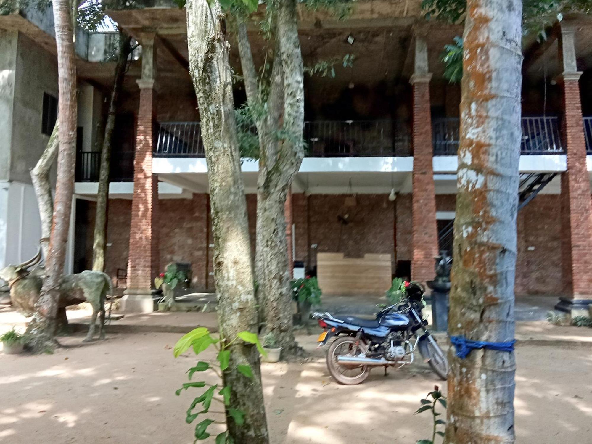 Lanka Bangla Inn Villas Restaurant & Travels Katunayaka Esterno foto